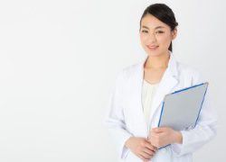 薬剤師の平均年収は？